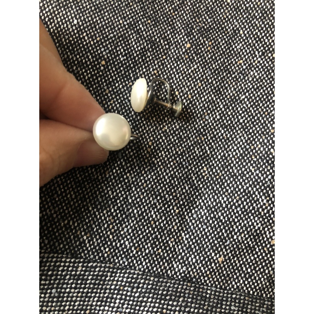 Vintage‎ Costume Silver Backed Button 3/8" Pearl Screw Back Earrings
